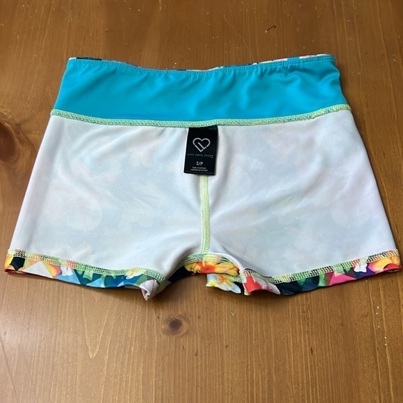 4 for $20 Aeropostale Live Love Dream shorts size Small - Picture 5 of 6